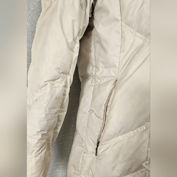 Patagonia Cream Down With It Hooded Full Zip Parka Jacket Size S - Picture 7 of 12